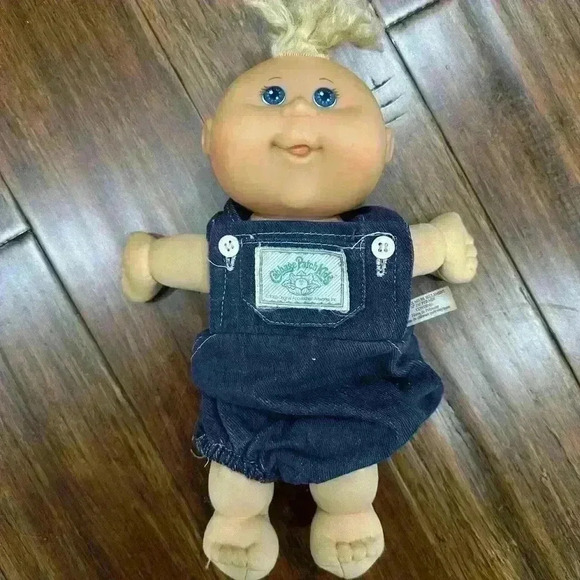 Other - Cabbage Patch Kids Vintage baby blue eyes